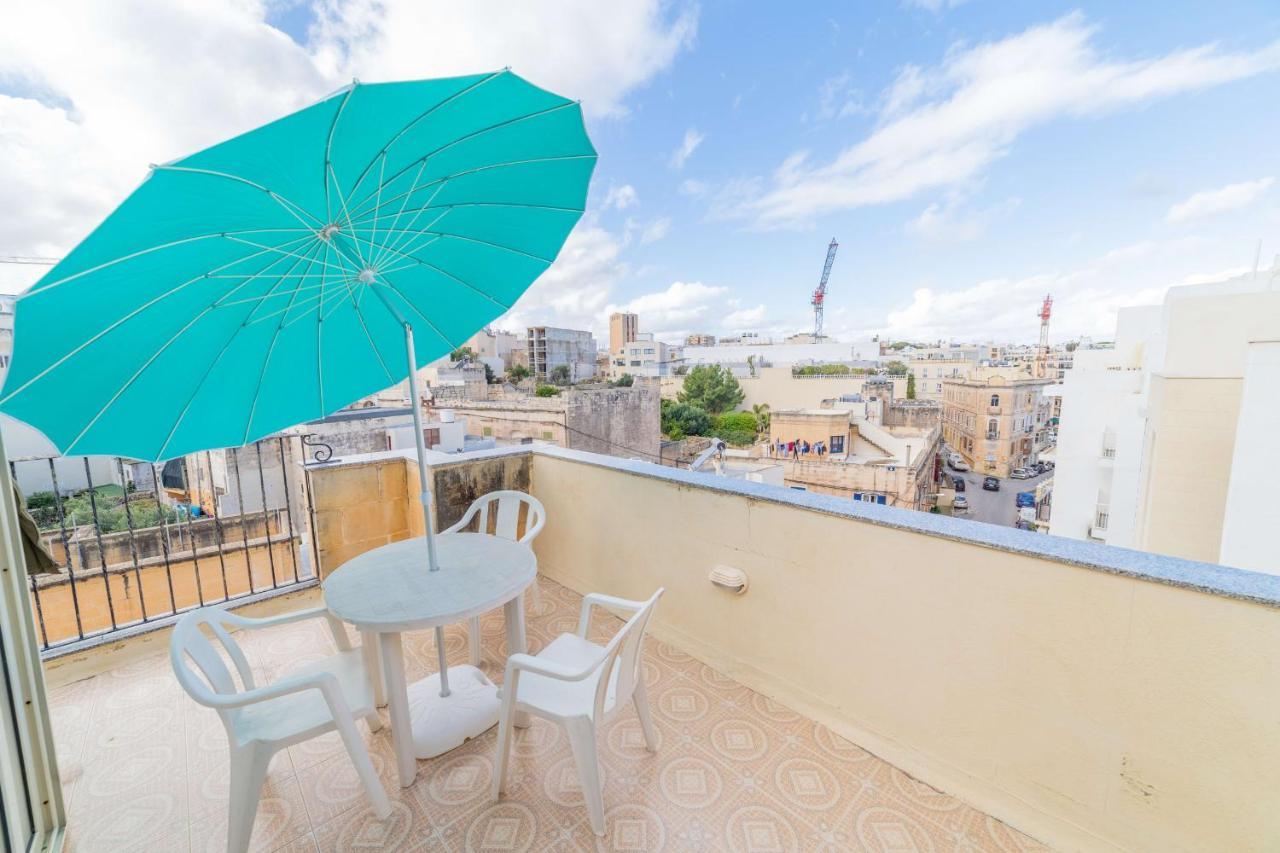 Amazing Views Of Spinola Bay In Heart Of Stjulians-Hosted By Sweetstay Saint Julian's Екстериор снимка